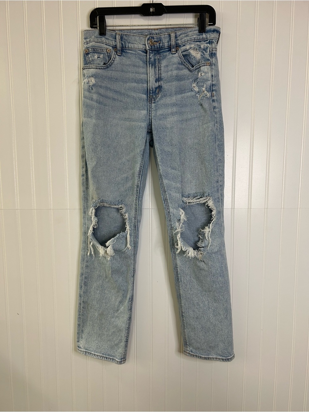 American Eagle Super High-Rise Ankle Straight Distressed Jeans Size 6